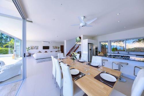 Villa 1 Bedroom Luxury Sea View Zoe