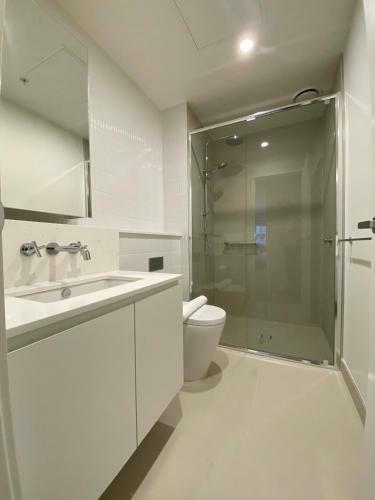 Apartamento New Oakleigh Stylish 2 Bedroom Apt With Beautiful View 2a