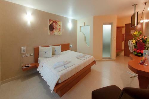 Auto-hotel Mediterr�neo