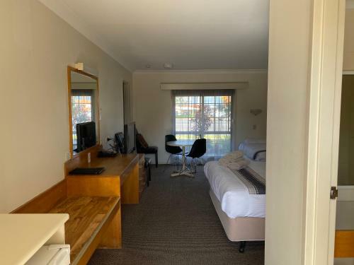 Hotel All Settlers Motor Inn Parkes