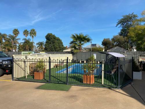 Hotel All Settlers Motor Inn Parkes