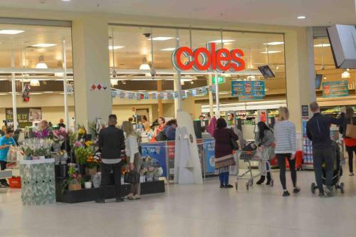 Waterfront Grand Villa For Big Group