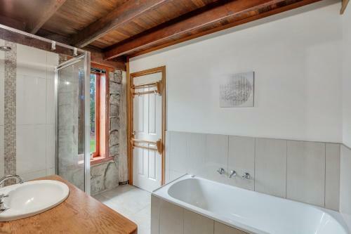 Adamantine Cottage