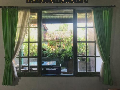 Lodge Pondok Legon House