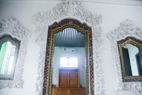 Lodge Pondok Legon House