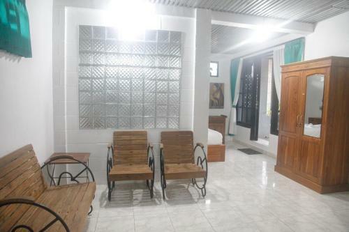 Lodge Pondok Legon House