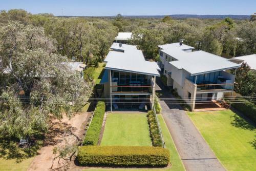 Xyz Holiday Home