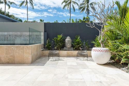 Beachside Villa With Private Lap Pool