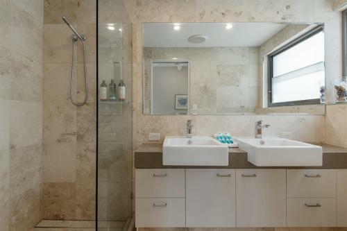 Luxury Villas On Murphy Street, Port Douglas