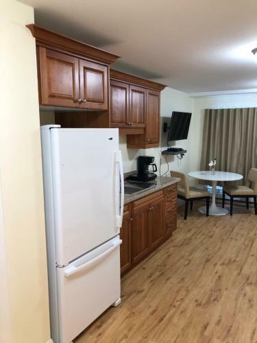 Muskoka Lakes Hotel And Resorts