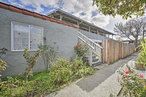 Sunnyvale Apartment With Off-street Parking