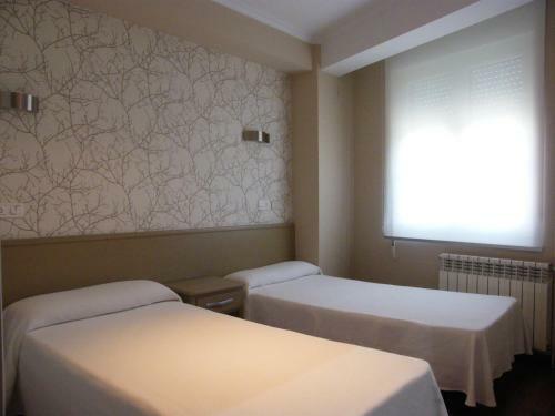 Hostal Valadares