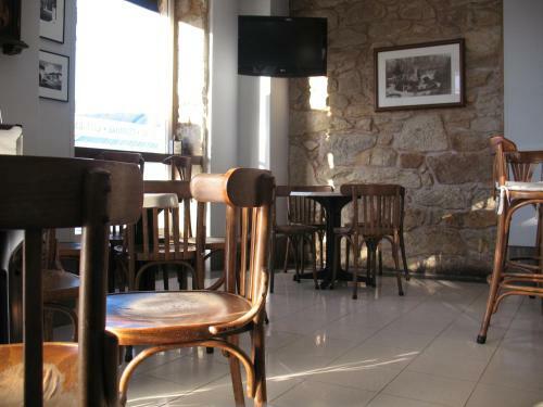 Hostal Valadares