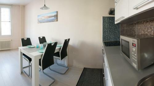 Apartment T?�da M�ru