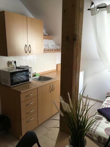 Hostal Ubytov�n� U Evy,atc Merkur Pasohl�vky