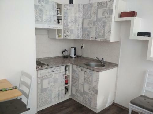 Apartm�n Pernink - Ubytov�n� V Srdci Kru?n�ch Hor