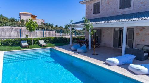 Zante Soleil - High-end Stone Villa With Swimming Pool