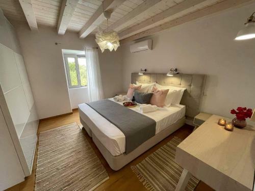 Villa White Orchard