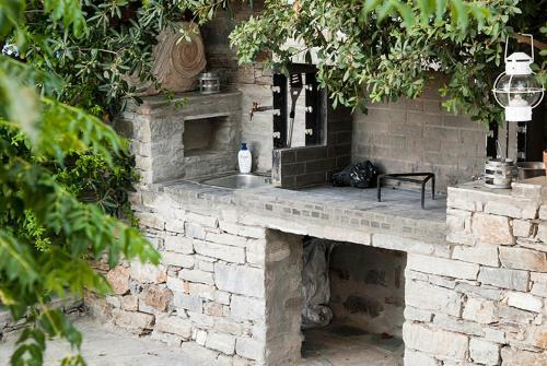 Exquisite Estate, Serene Environment