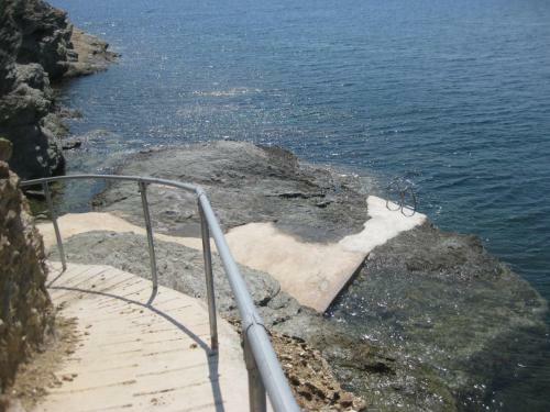 Sea-side Villa Antigoni