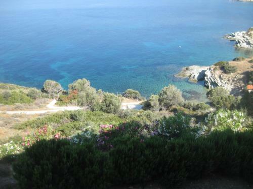 Sea-side Villa Antigoni
