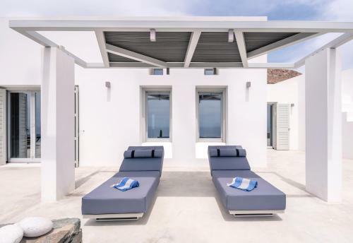 Villa Nites