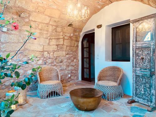 Villa Positivespace Olive Tree