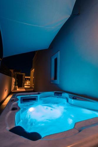 Arivallos Villa & Spa With Sauna And Wine Cellar