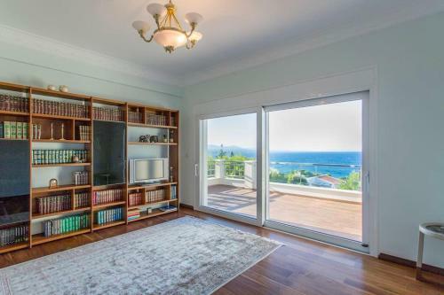 Villa Athens Seaview