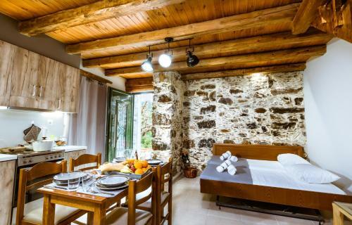 Villa Ellafos Traditional Living
