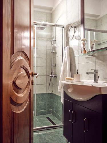 Lithakia Balcony Villa