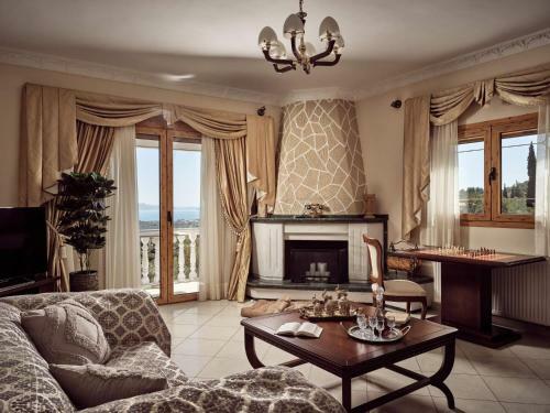 Lithakia Balcony Villa