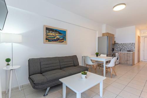 Apartamento Azure Seaside Apts