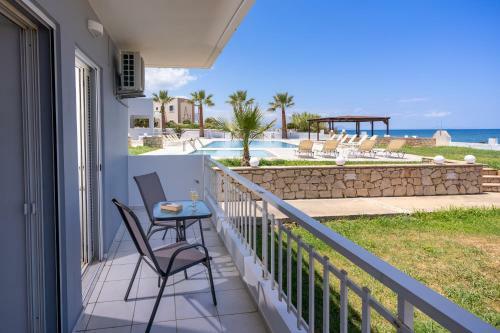 Apartamento Azure Seaside Apts