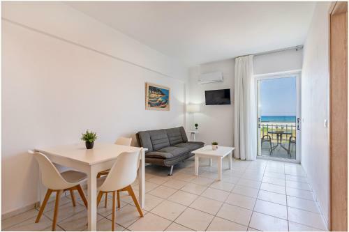Apartamento Azure Seaside Apts