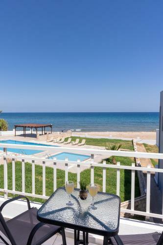 Apartamento Azure Seaside Apts