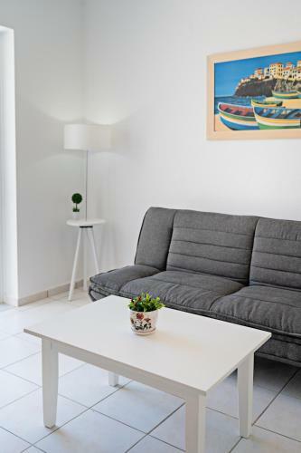 Apartamento Azure Seaside Apts