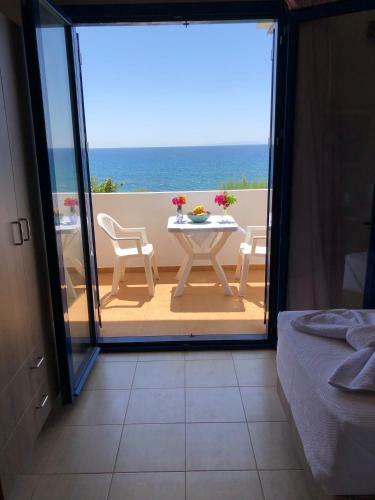 Hotel Taverna Akrogiali