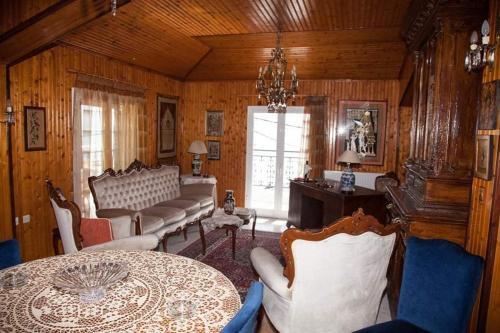 Skyfall Apartment 1