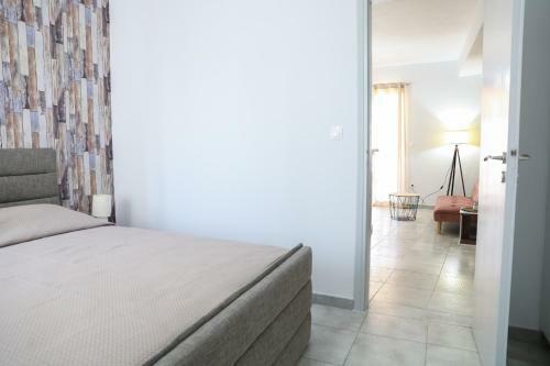Modern Apartments Edipsos