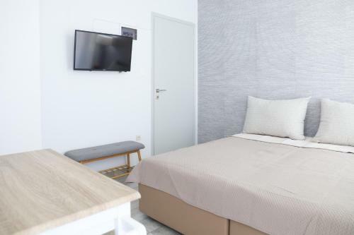 Modern Apartments Edipsos