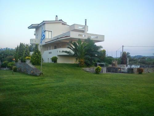 Villa Agiokampos Luxurious Resort