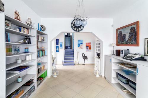 Navy Greece Villa With Swimming Pool & Sea View