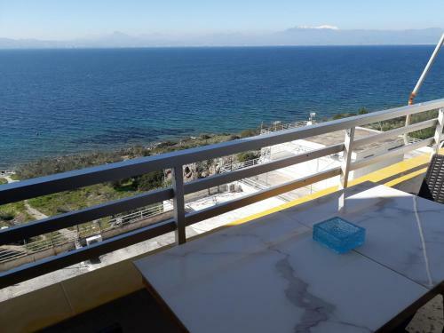Atlas Apartment With Private Beach And Seaview