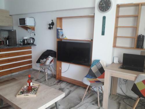 Atlas Apartment With Private Beach And Seaview