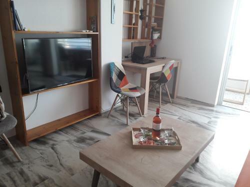 Atlas Apartment With Private Beach And Seaview