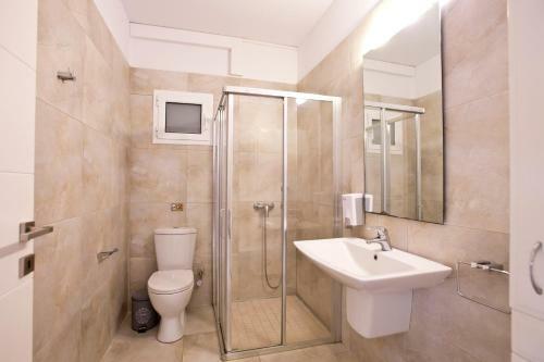 Luxury Villa Loutraki With Private Heated Pool