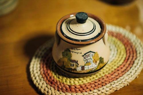 Makrinitsa Historical-traditional Renovated House