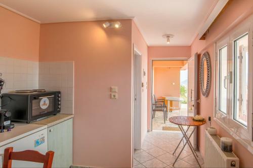 Apartamento Aliki's Studio With Shared Infinity Pool!