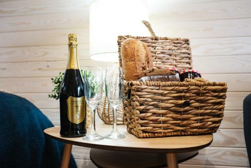 Tan Y Bryn Glamping